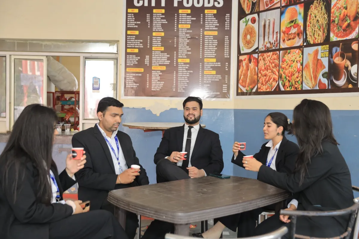 HIMT College of Pharmacy Cafeteria